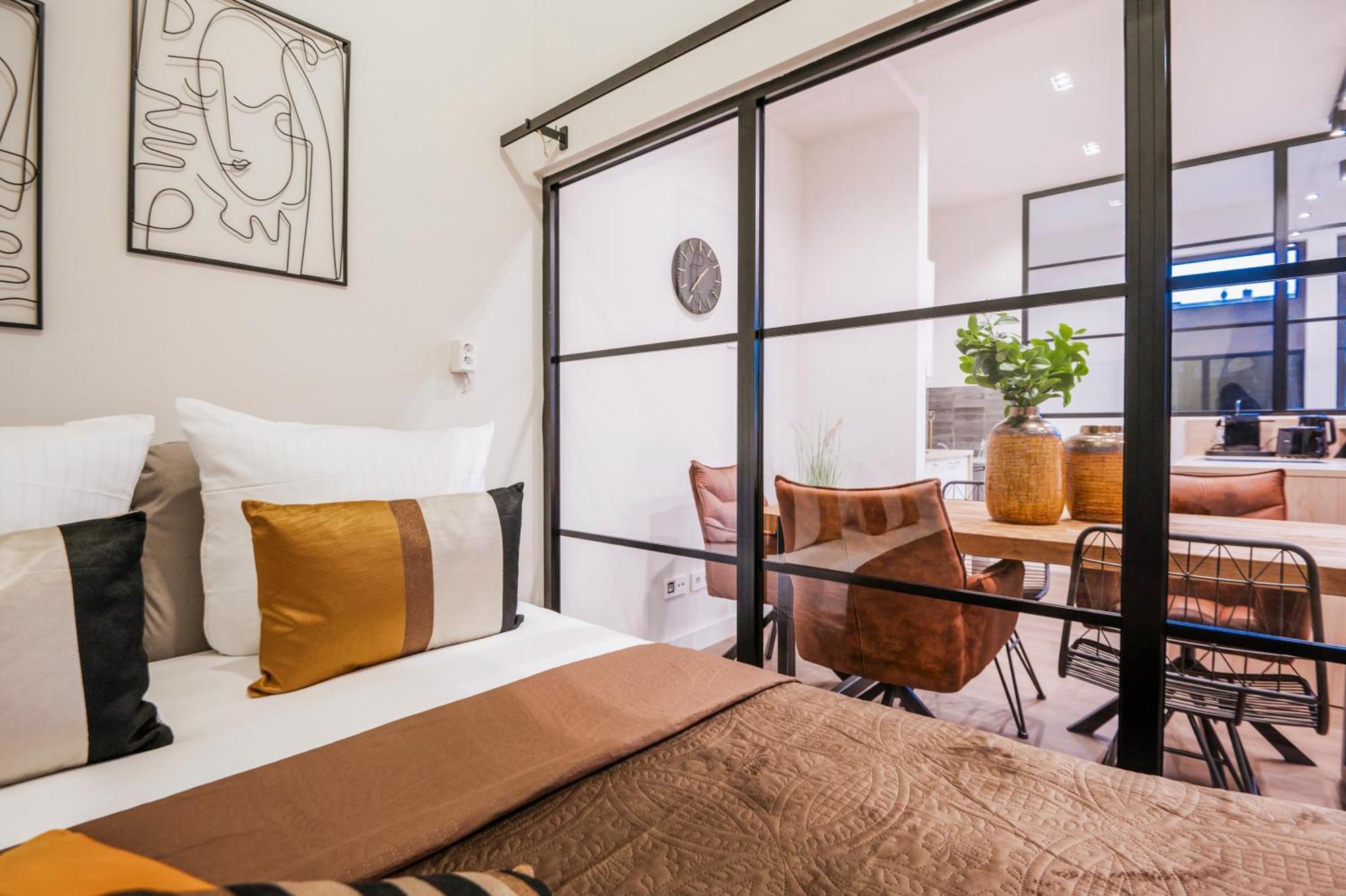 S331 - Luxurious Two Bedroom Duplex Apartment In 쾰른 외부 사진