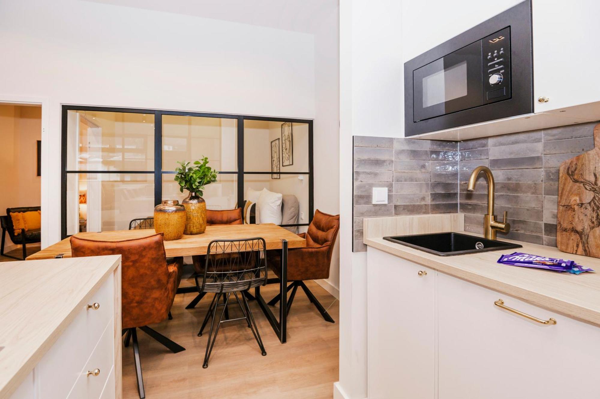 S331 - Luxurious Two Bedroom Duplex Apartment In 쾰른 외부 사진