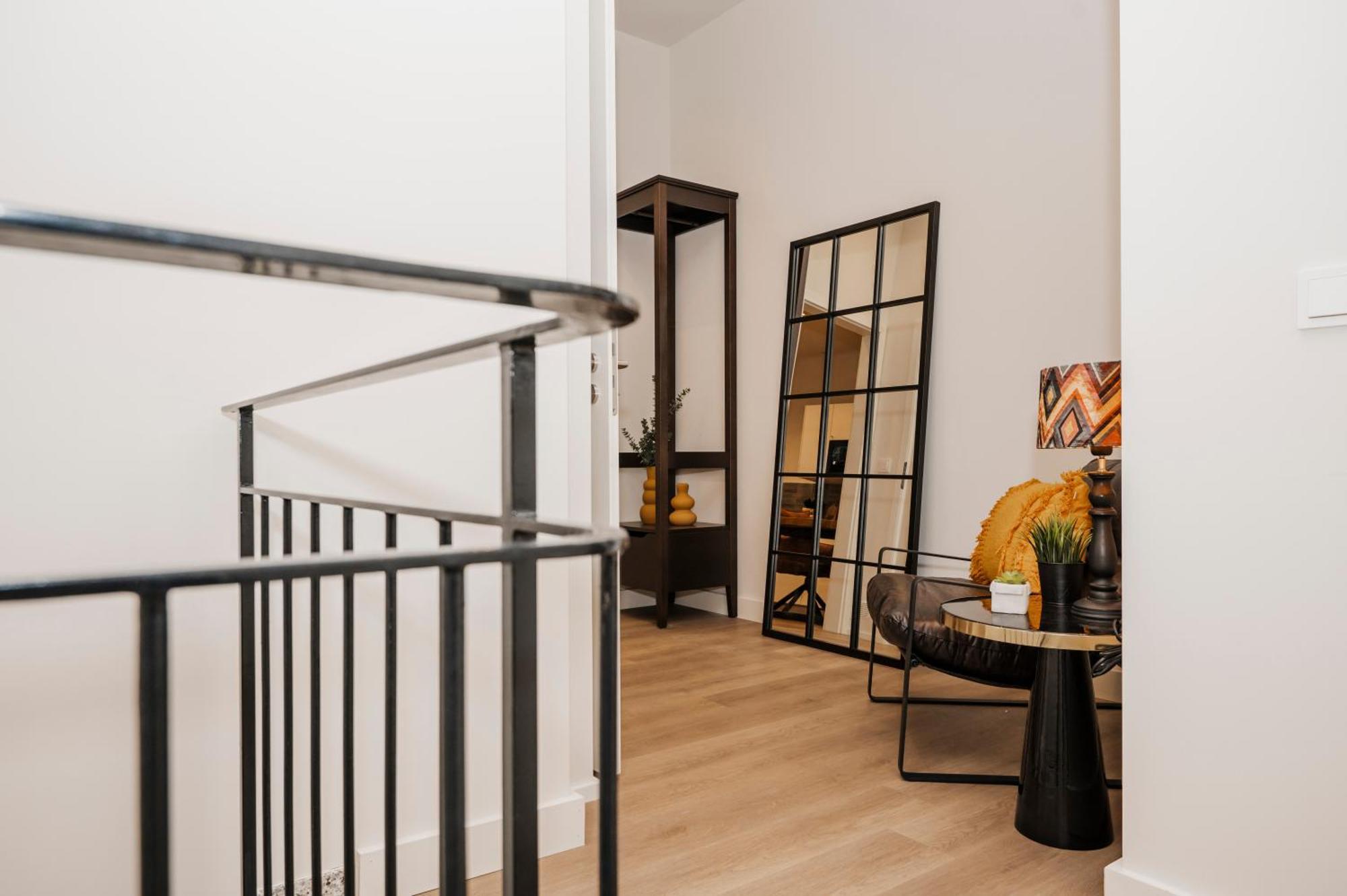 S331 - Luxurious Two Bedroom Duplex Apartment In 쾰른 외부 사진